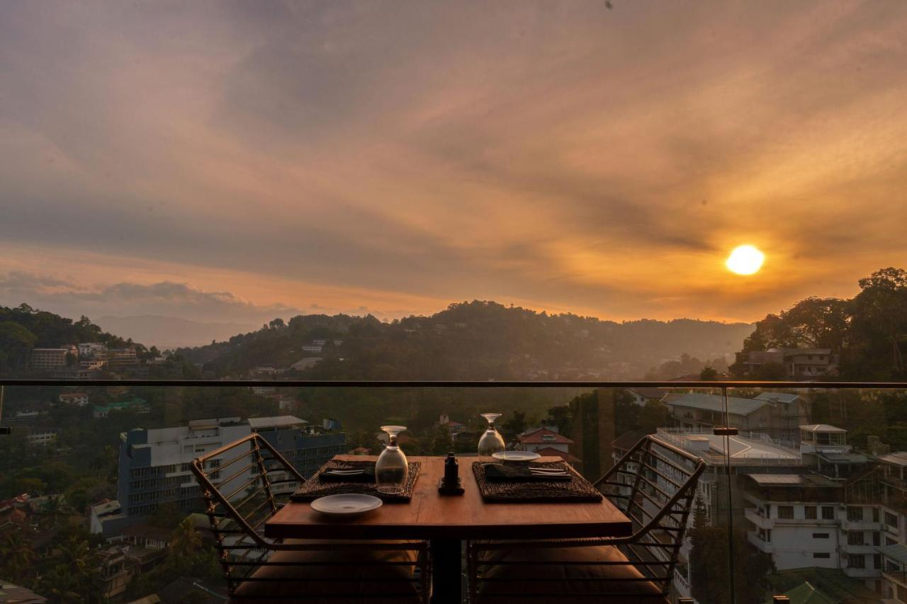 Rivora Heights Hotel Kandy Kültér fotó